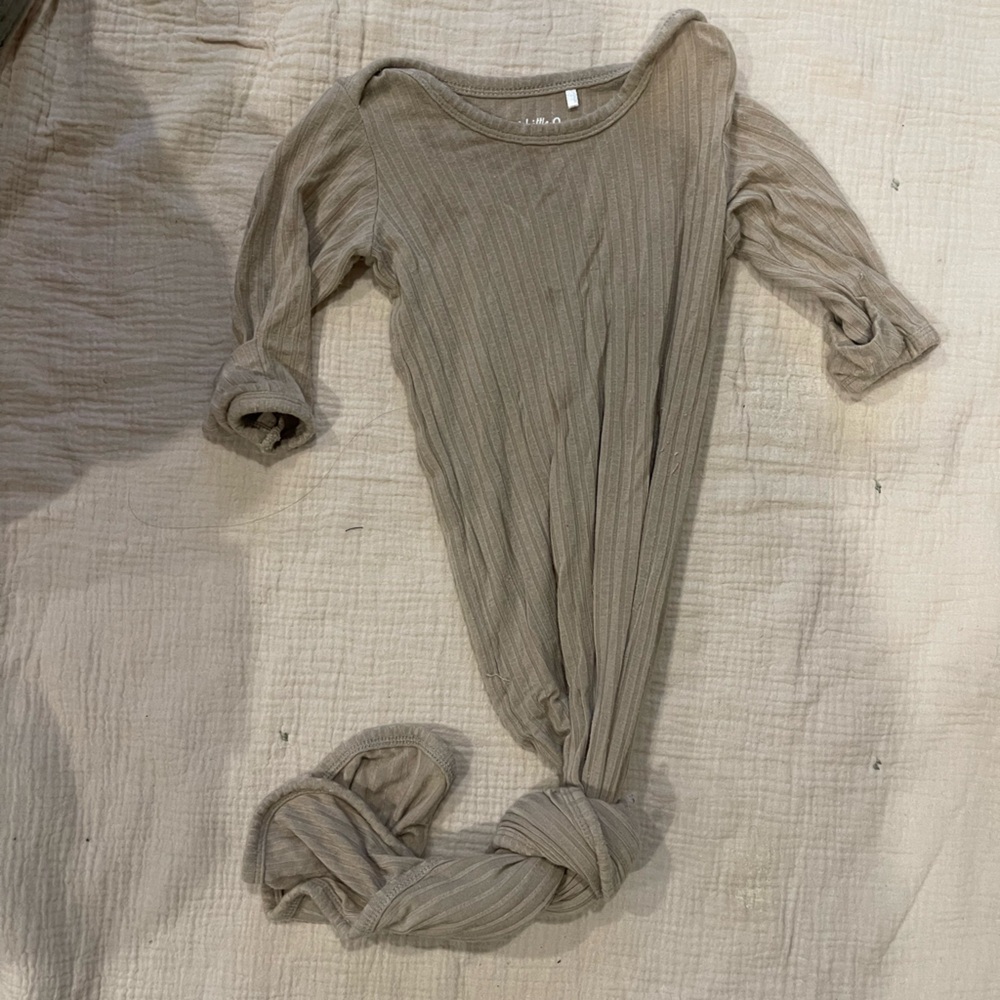 Brave Little Ones Ribbed Knotted Gown